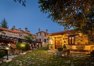 4 Seasons Premium Chalet & Massage Treatments