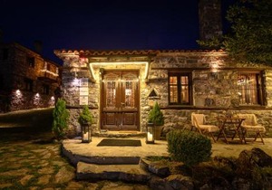 4 Seasons Premium Chalet & Massage Treatments