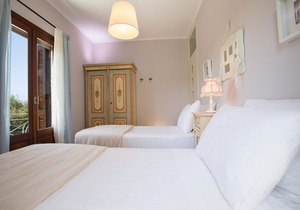 Aeriko-Nefeli Beachfront Villa with Stunning View and Private Pool