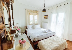 Akadimia luxury apartment
