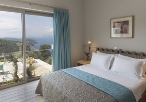 Architect-designed 4 bedroom villas with private pool