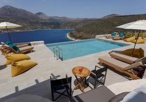 ARIS-APEA Villas
