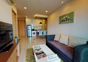 Circle Condominium (UN10499)
