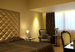 Cleopatra Hotel