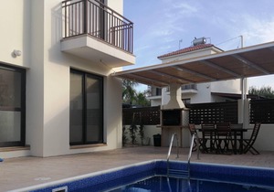 Excellent villa for families only 3 minutes to the beach