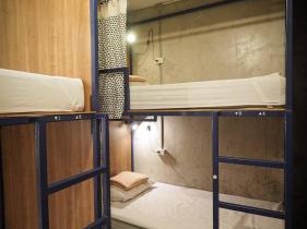 I-Sleep Silom Hostel