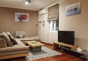 Ideally Situated Corfu Old Town Apartment