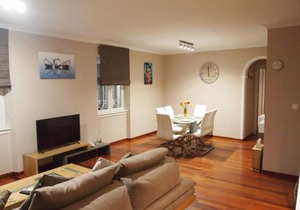 Ideally Situated Corfu Old Town Apartment