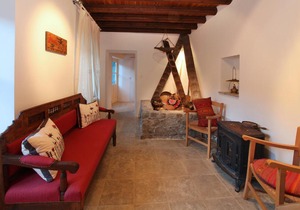 Kalopanayiotis Cottage