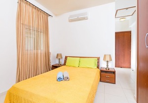Lovely 2 Beds Villa in Blue Water Bay Village.