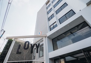 Loyy Hotel