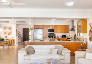 Protaras Beachfront Villa Pietra