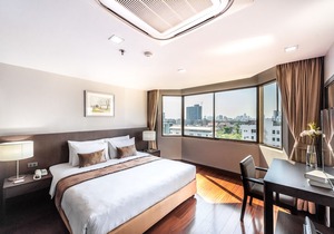 Royal Suite Hotel Bangkok (SHA Plus+)