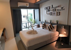 Silom Studios