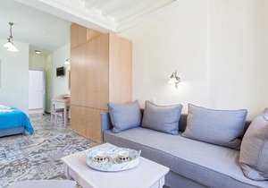 Stafylos Suites & Boutique hotel