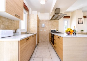 Villa Di Gio - Stunning Beach-Side Villa, Protaras