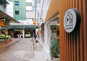 White House Hostel @ Pratunam