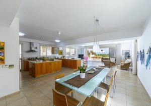 You and Your Family will Love this 5 Star Beachfront Villa, Protaras Villa 1536
