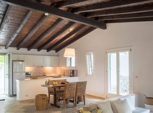 Villa At Vromolimnos Beach | Kanapitsa