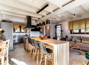 Holiday Skopelos Persons Bedrooms | Alikias