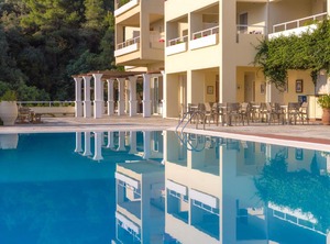 Kanapitsa Mare Hotel | Kanapitsa