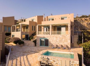 Ouzo Villas | Plomari
