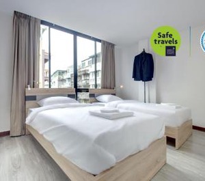 Bonheur Poshtel 