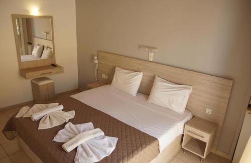 Loutro Hotel | Αnna