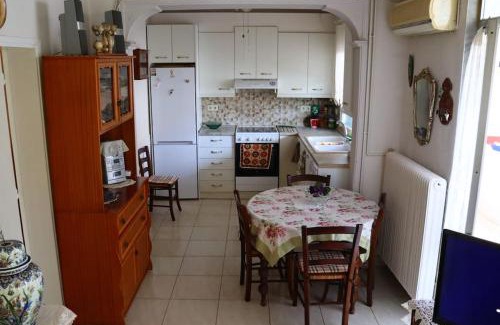 Alexandroupoli House | Ευχάριστο σπίτι σε όμορφη γειτονια.