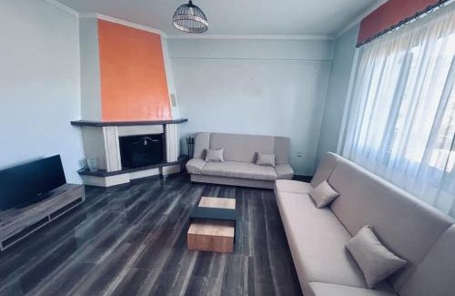 Karvelas House | Κυδωνιά Μάνη