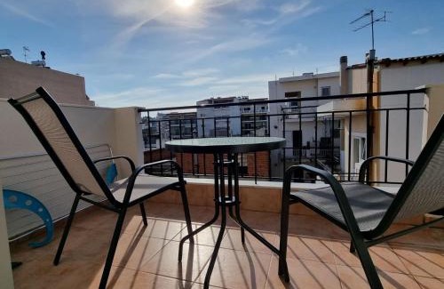 Khalkis Apartment | Νέο, μοντέρνο & ήσυχο. Ιδανικό για 2 επισκέπτες.