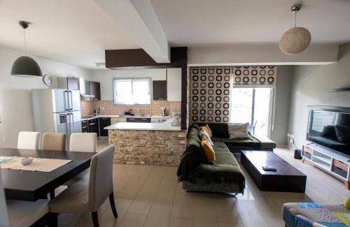 Lykabittos Apartment | 100 m² Apartment ∙ 2 bedrooms ∙ 4 guests