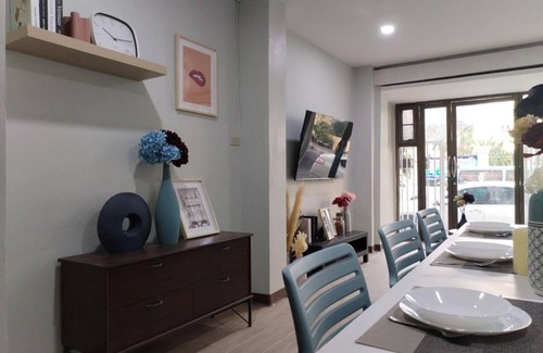 Bangkok City Centre House | 100 m² House ∙ 4 bedrooms ∙ 8 guests