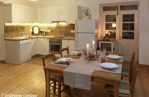 Kalopanayiotis Cottage | 110 m² Cabin ∙ 3 bedrooms ∙ 6 guests