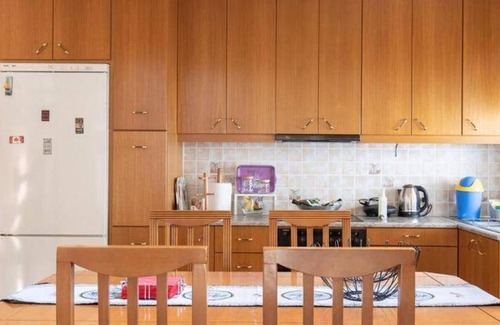 Neromilos House | 116 m² House ∙ 5 bedrooms ∙ 11 guests