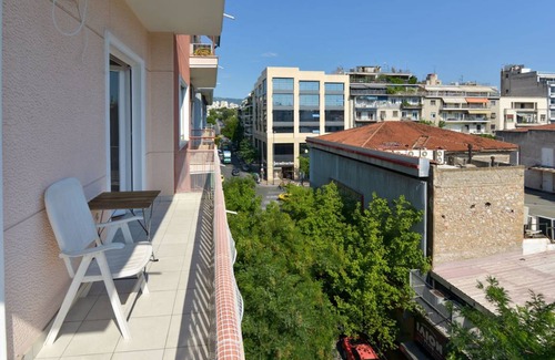 Athens Resort | 120 m² Private room ∙ 1 bedroom ∙ 1 guest