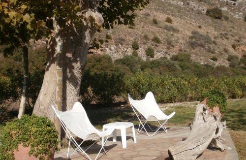 Larissos Villa | 120 m² Villa ∙ 2 bedrooms ∙ 7 guests