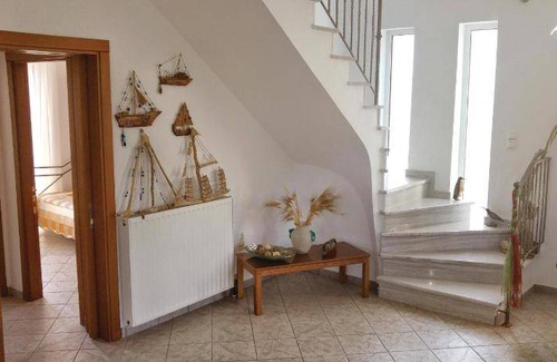 Aigialeia House | 130 m² House ∙ 4 bedrooms ∙ 8 guests