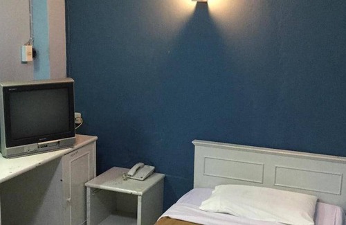 Thanon Phaya Thai Hotel | 15 m² Hotel ∙ 5 guests