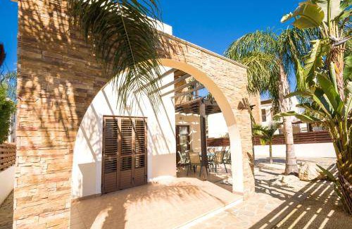 Ayia Thekla House | 150 m² House ∙ 3 bedrooms ∙ 6 guests