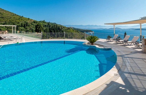 Kalami Villa | 150 m² Villa ∙ 3 bedrooms ∙ 6 guests