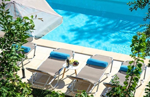 Kastellos House | 160 m² House ∙ 4 bedrooms ∙ 12 guests