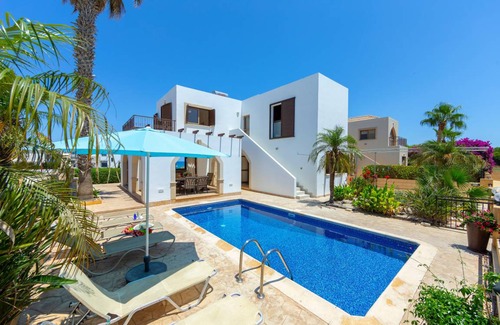 Pernera Villa | 170 m² Villa ∙ 4 bedrooms ∙ 8 guests
