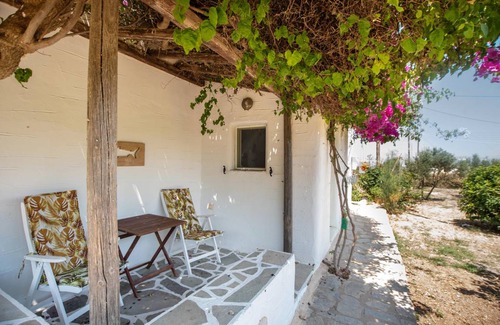 Paros House | 18 m² House ∙ 1 bedroom ∙ 2 guests