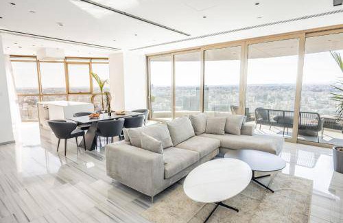 City Centre Apartment | 180 m² Apartment ∙ 3 bedrooms ∙ 6 guests