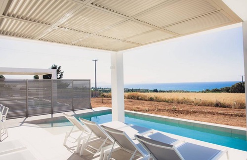 Adelianos Kampos Villa | 180 m² Villa ∙ 4 bedrooms ∙ 8 guests