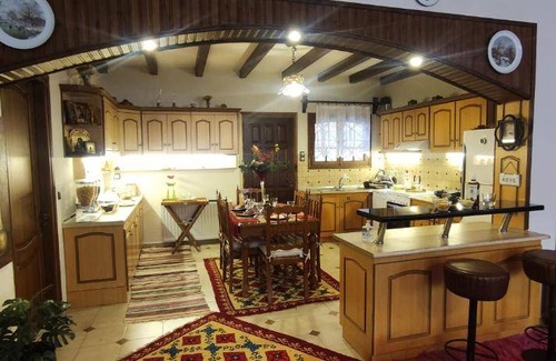 Pyli Villa | 180 m² Villa ∙ 5 bedrooms ∙ 12 guests