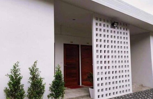 Khanom Hotel | 200 m² Hotel ∙ 3 bedrooms ∙ 11 guests