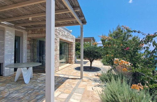 Vasilitsion House | 200 m² House ∙ 3 bedrooms ∙ 4 guests