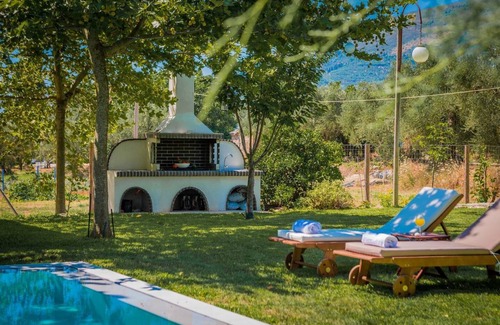 Romirion Villa | 210 m² Villa ∙ 5 bedrooms ∙ 15 guests